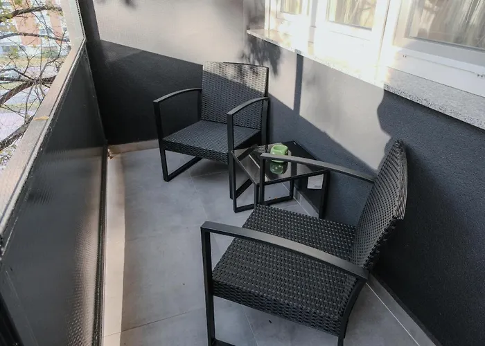Apartment Exclusive - Self Check In