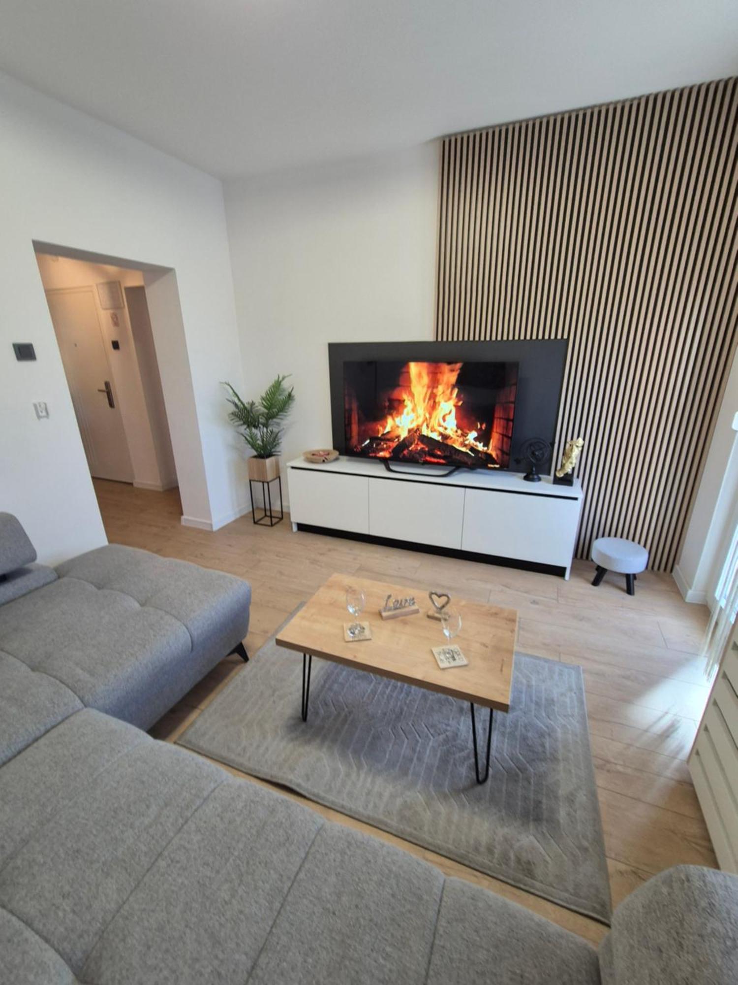 Exclusive - Self Check In Apartment